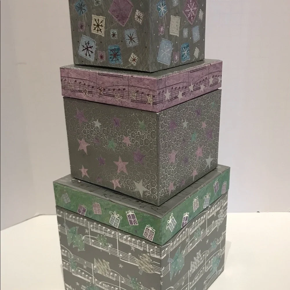 3 Stacking Nesting Gift Boxes Musical Christmas Holiday Design NEW.